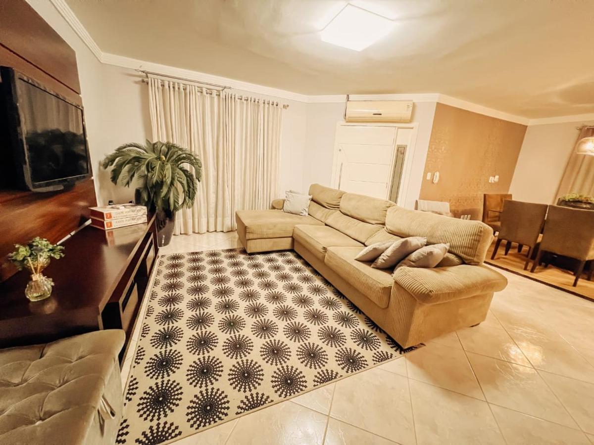 Casa Confortavel Em Local Tranquilo. Rodeio エクステリア 写真